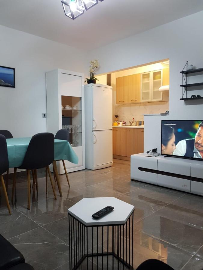 Apartman Viskovic Koromačno Exterior foto